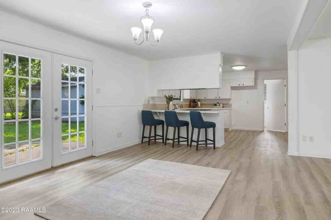 311 Gerald Drive - Photo 7 of 15