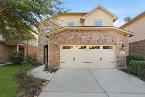 featured image of 1611 North City Oaks