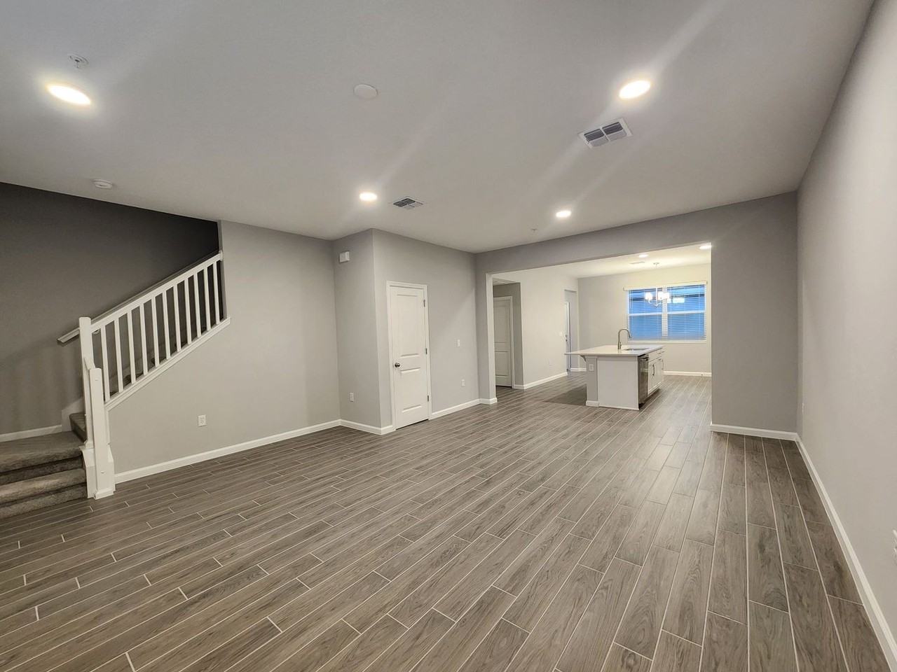 615 Pothose Street - Photo 7 of 28