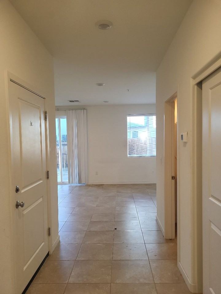 1044 Big Rock Loop - Photo 7 of 14