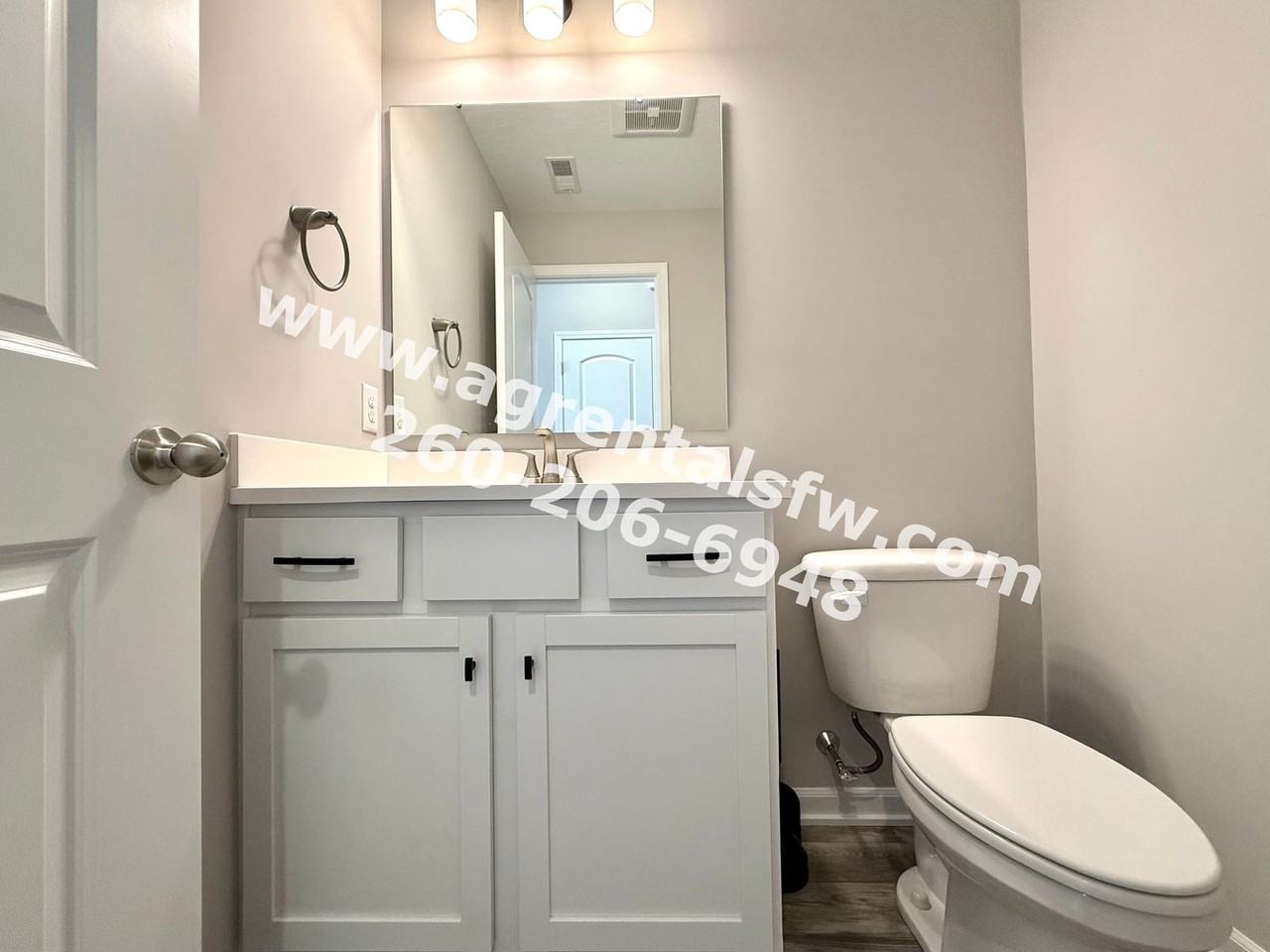 3583 Canal Square Drive - Photo 4 of 25