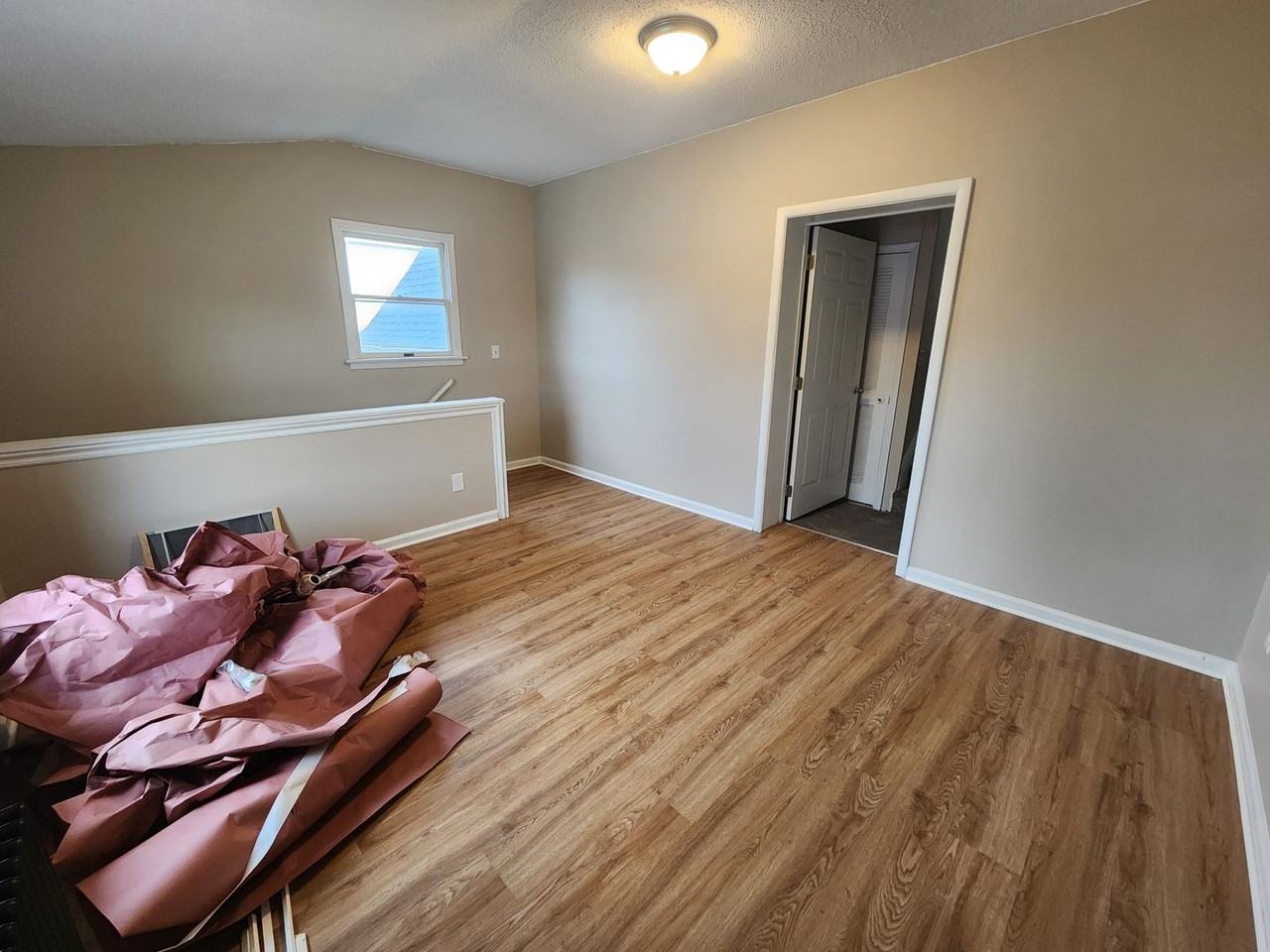 651 Lincoln Way West - Photo 6 of 17