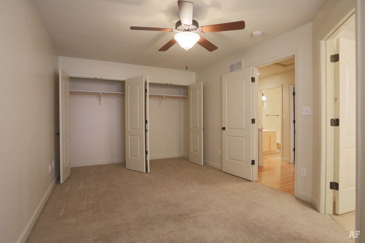 Jenne Hill Townhomes & Seasons Brook Estates - Photo 4 of 34