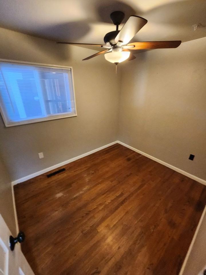 313 Redwood Drive - Photo 7 of 13