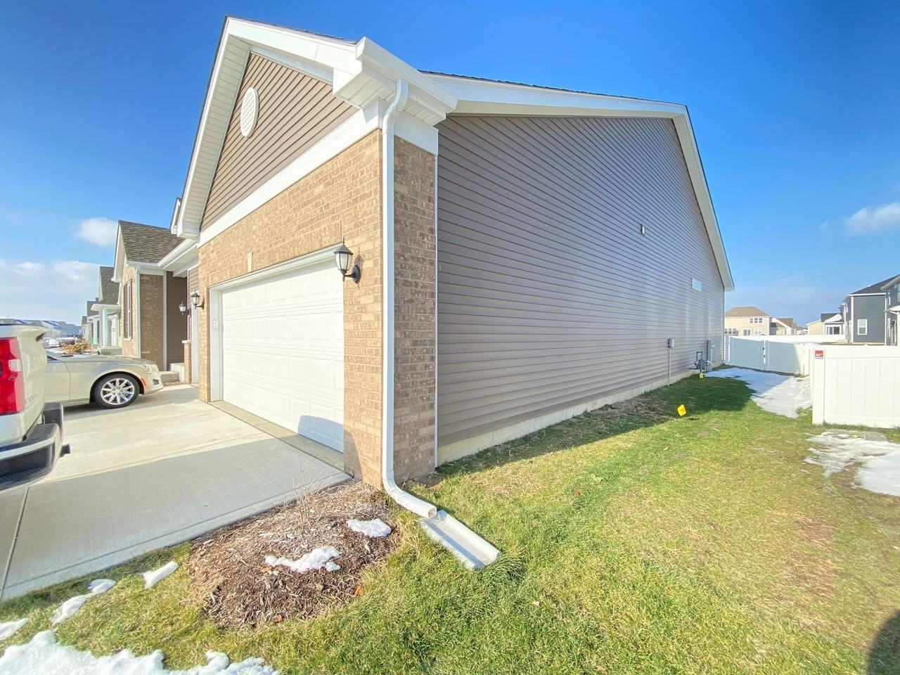 6054 East 112th Avenue - Photo 3 of 31