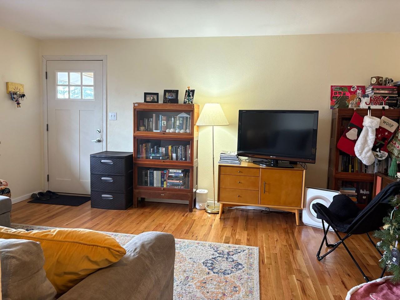 715 34th Street - Photo 6 of 21