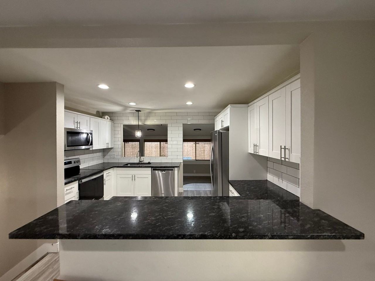 1203 Chambers Drive - Photo 4 of 11