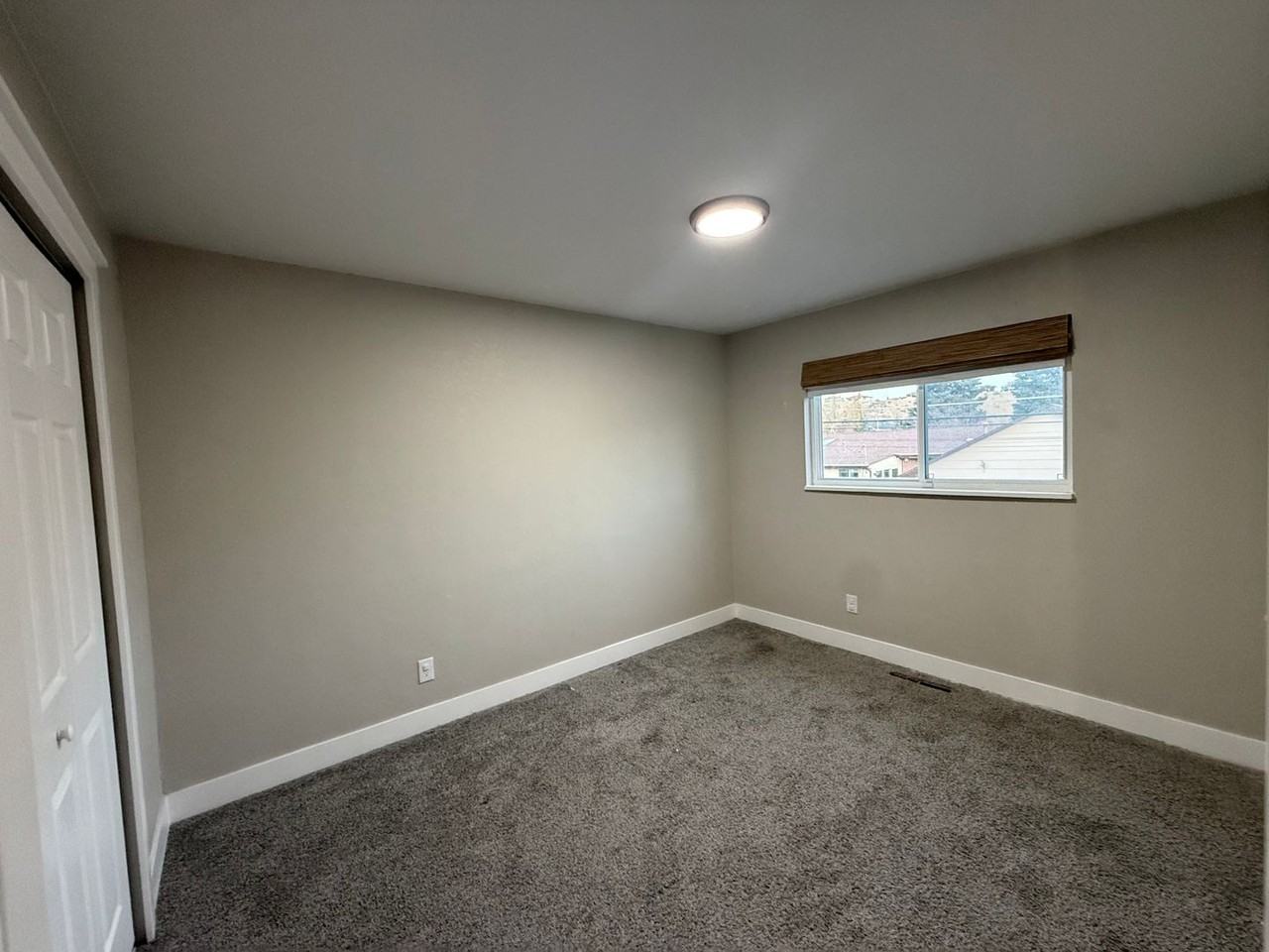 1203 Chambers Drive - Photo 6 of 11