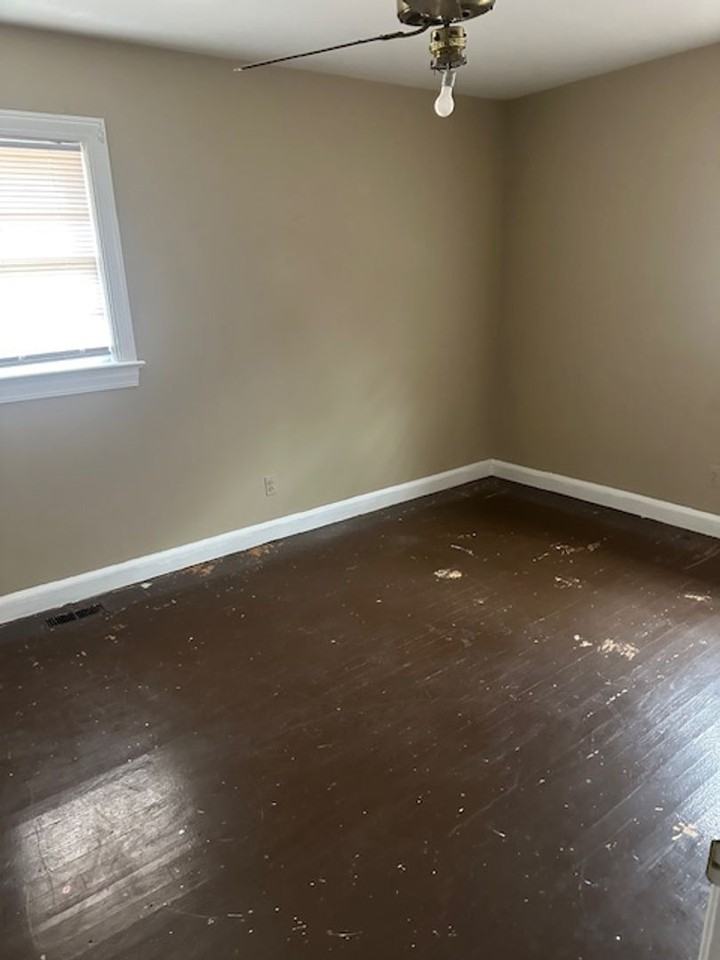 1228 York Street - Photo 7 of 10