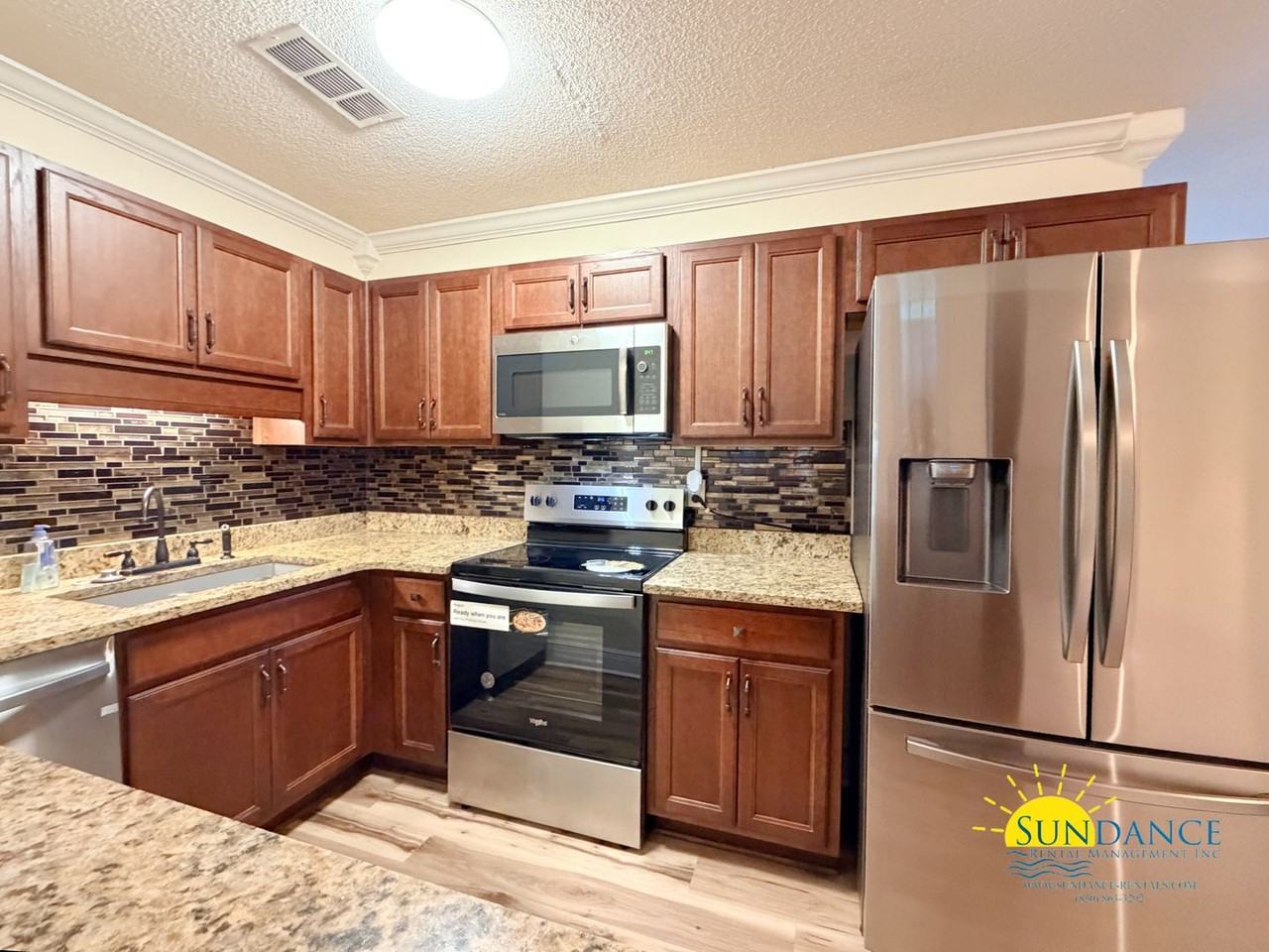 361 Gardner Drive Northeast - Photo 4 of 19