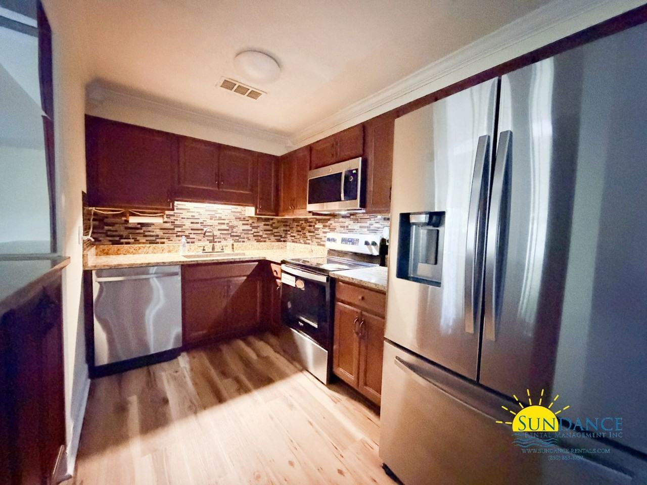 361 Gardner Drive Northeast - Photo 5 of 19