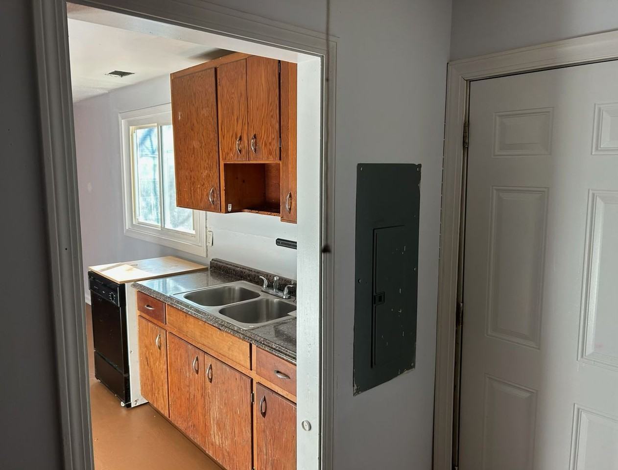 37 Burdock Circle - Photo 2 of 17