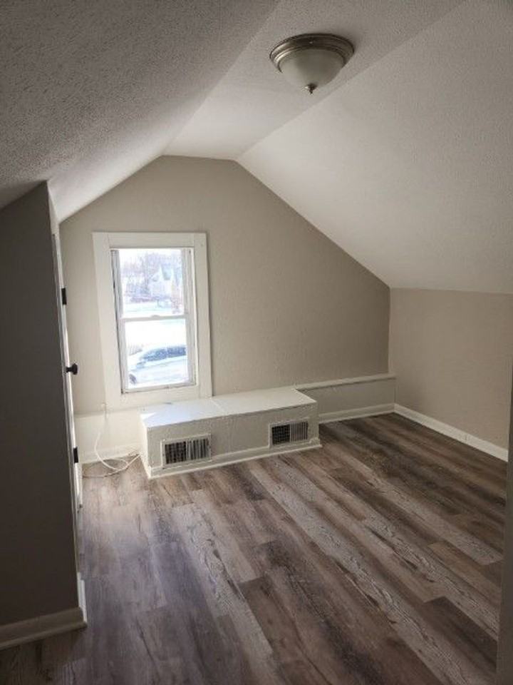 5120 North 56th Street - Photo 3 of 8