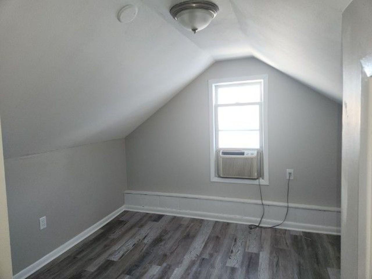 5120 North 56th Street - Photo 5 of 8