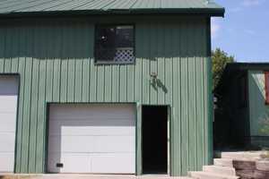 featured image of 1221 East Lewis Street