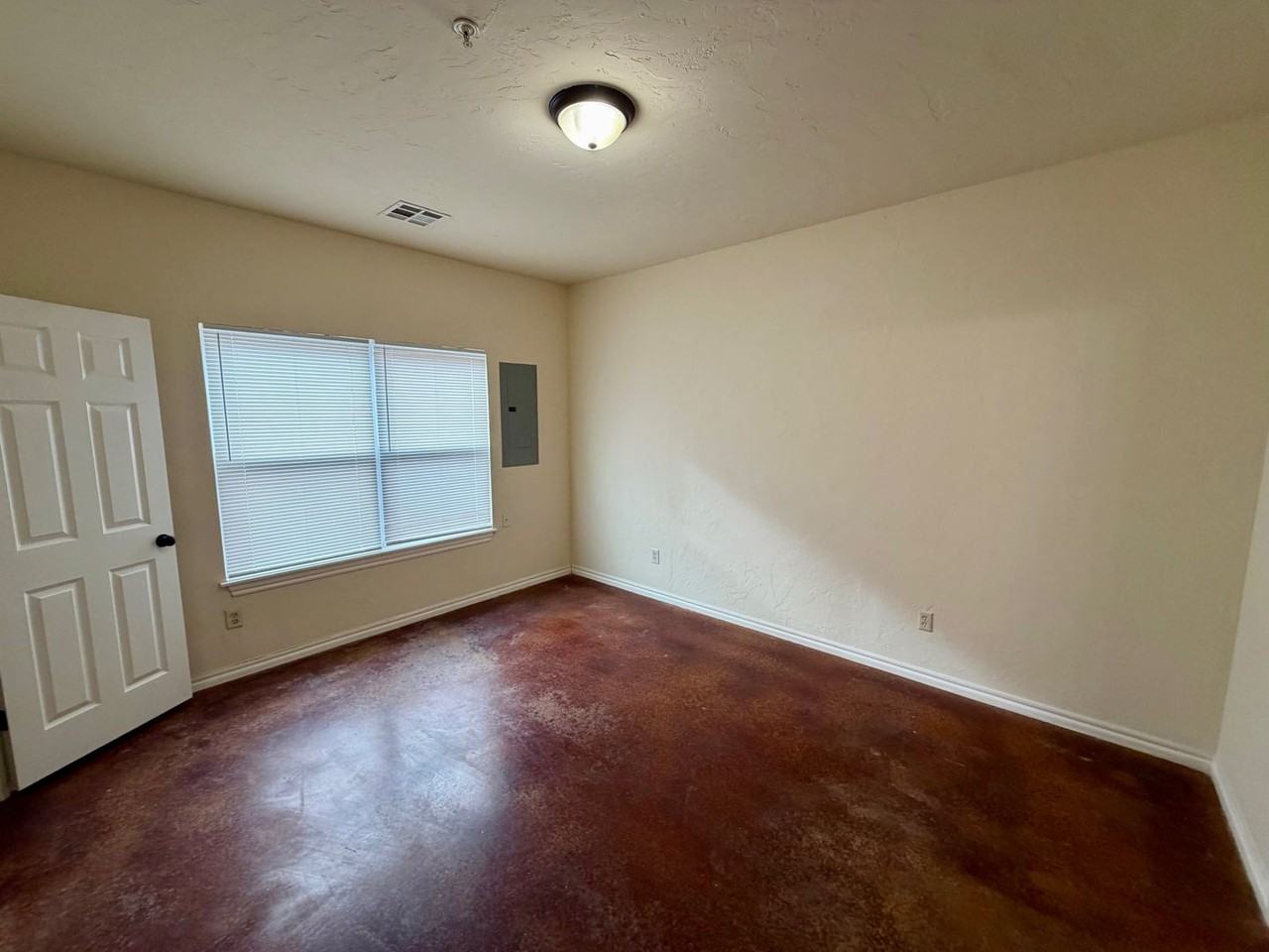 1511 West London Street - Photo 6 of 11