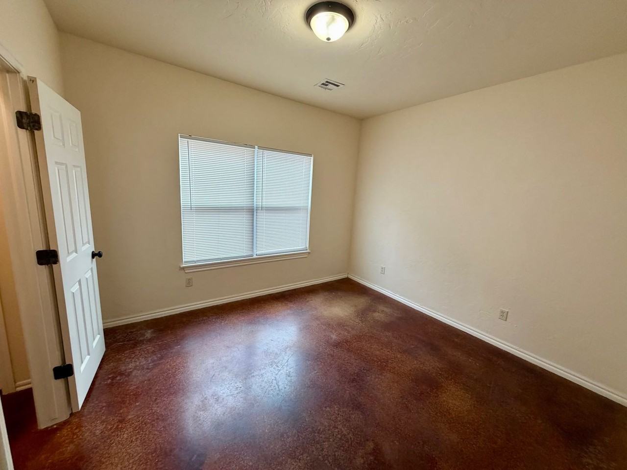 1511 West London Street - Photo 7 of 11