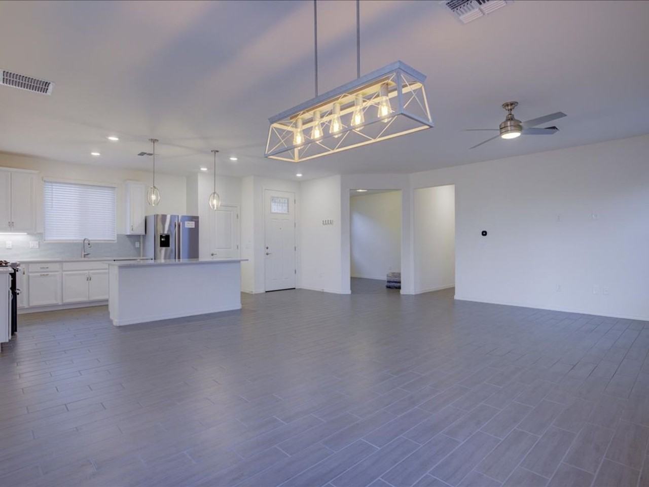 1003 W Calle Calca - Photo 5 of 35