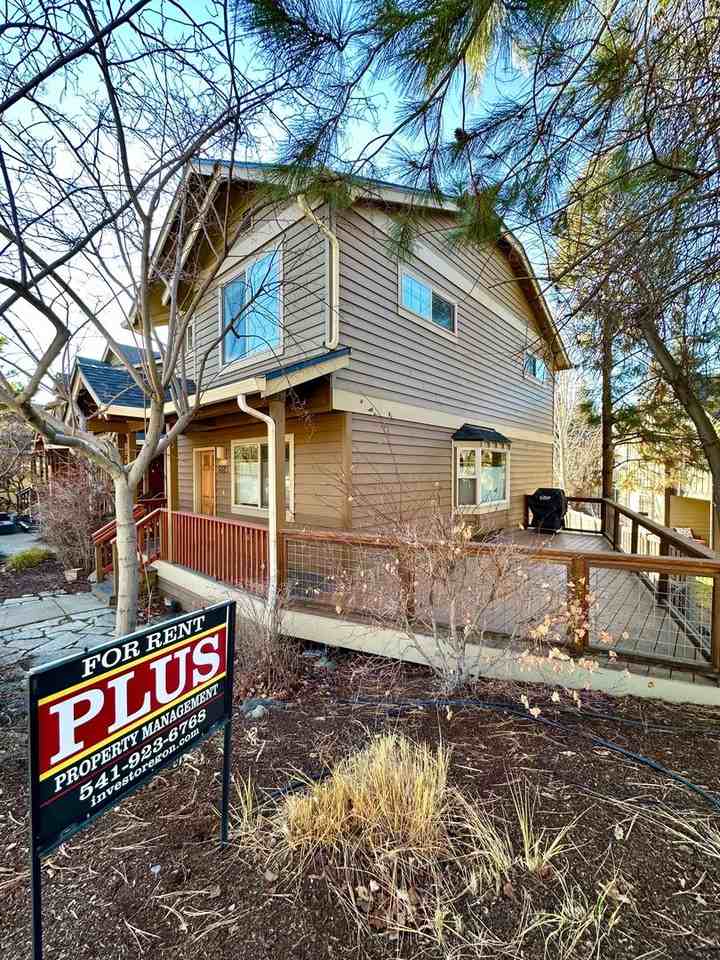 1889 Northwest Monterey Pines Drive - Photo 2 of 23