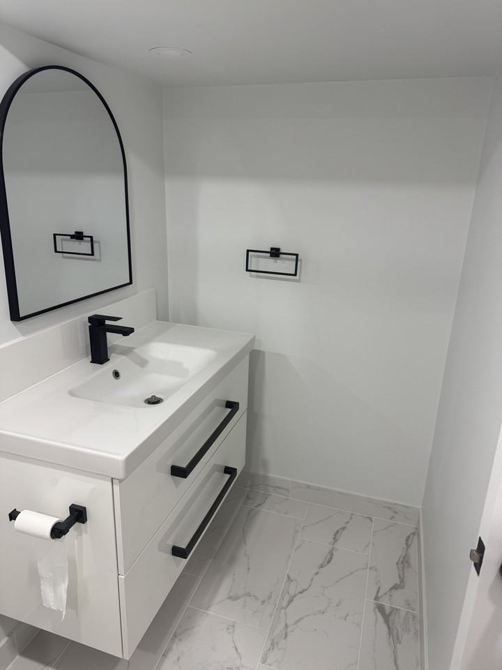 62 Burr Avenue - Photo 3 of 5