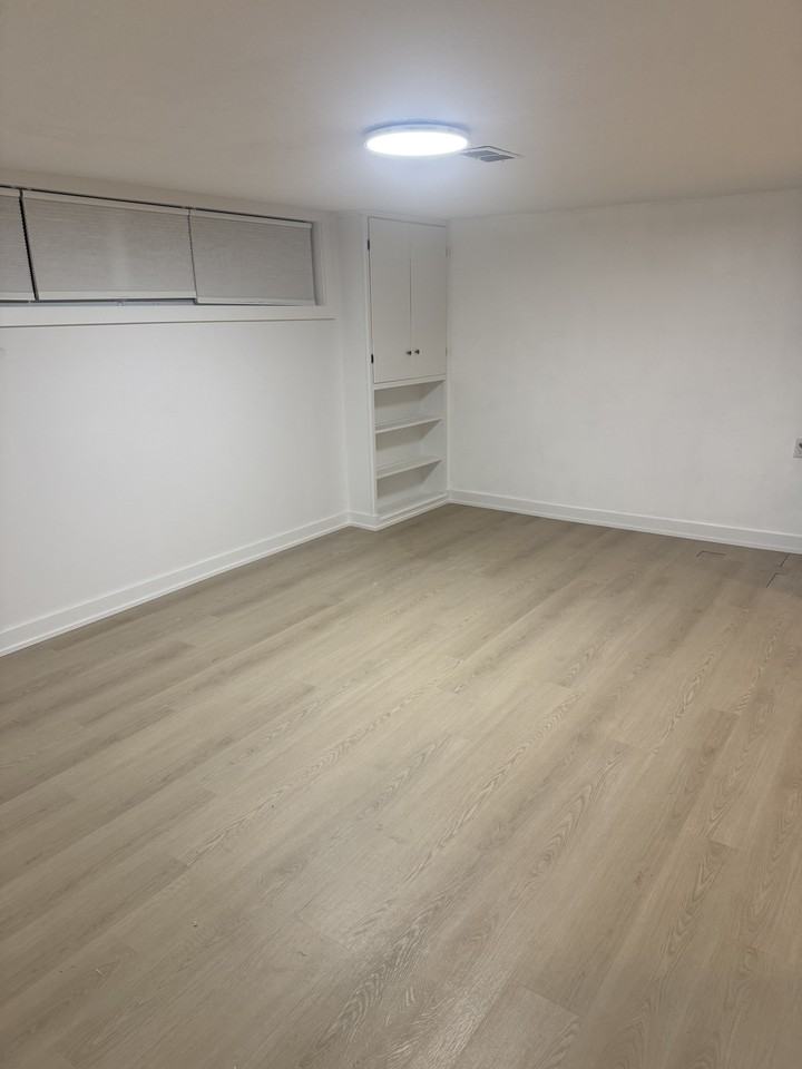 62 Burr Avenue - Photo 4 of 5