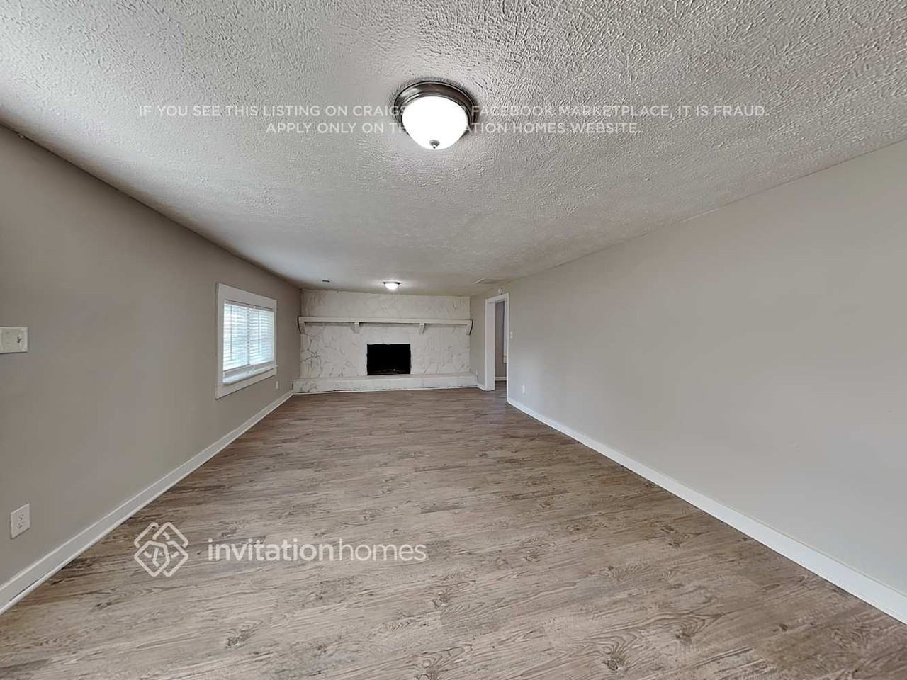 547 Rustic Rd - Photo 3 of 25