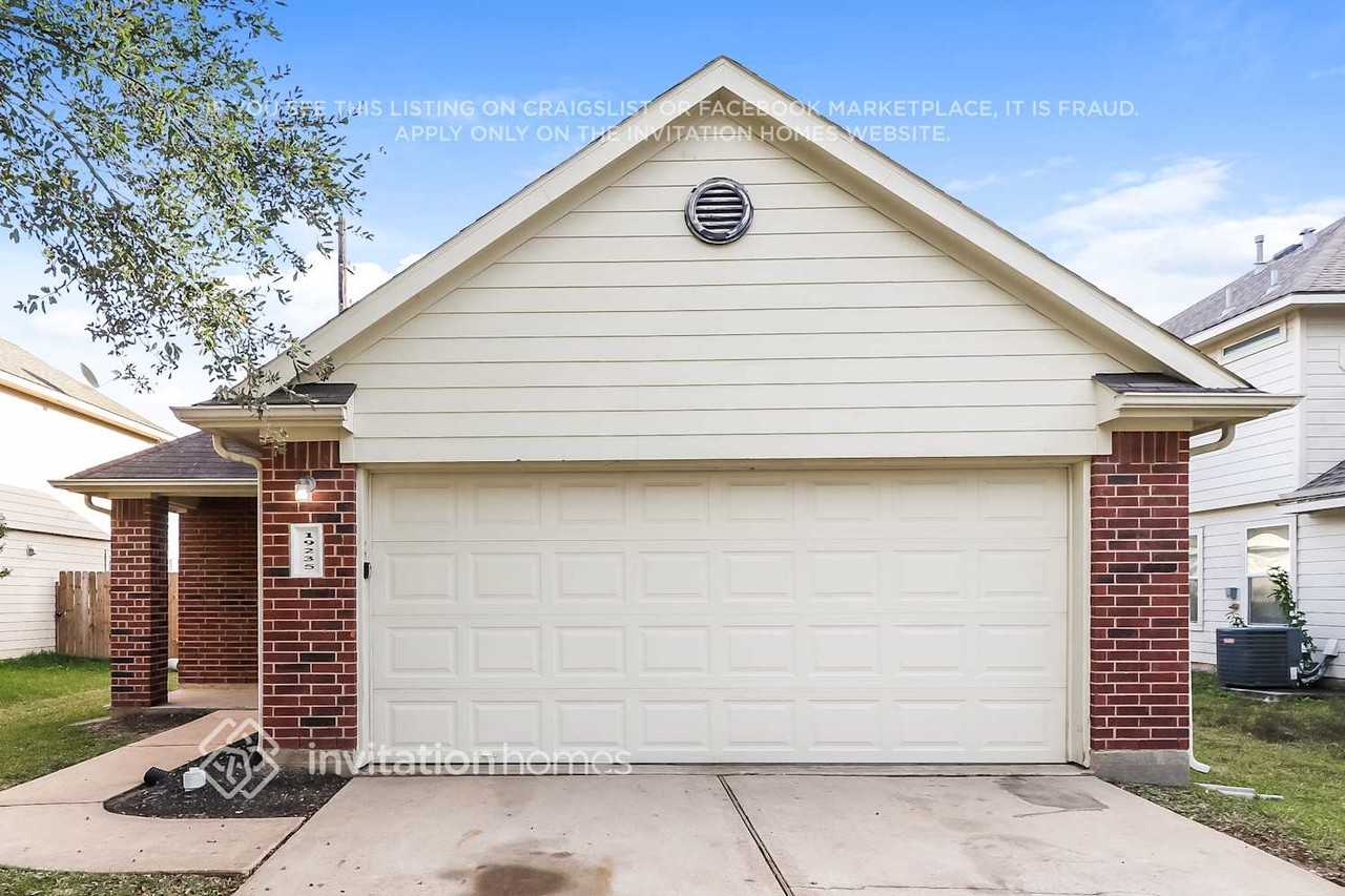 19235 Sandleford Drive