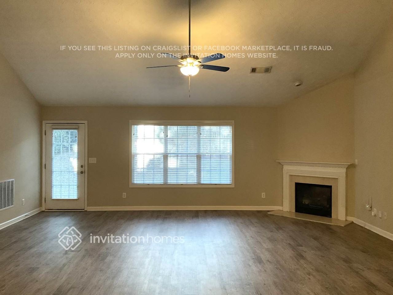 1212 Liverpool Pointe - Photo 4 of 13