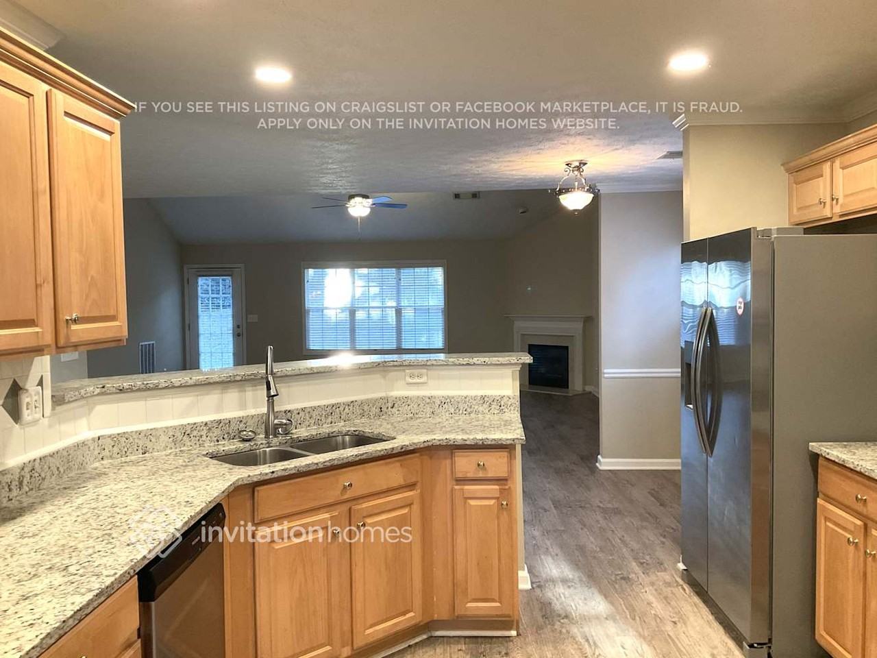 1212 Liverpool Pointe - Photo 6 of 13