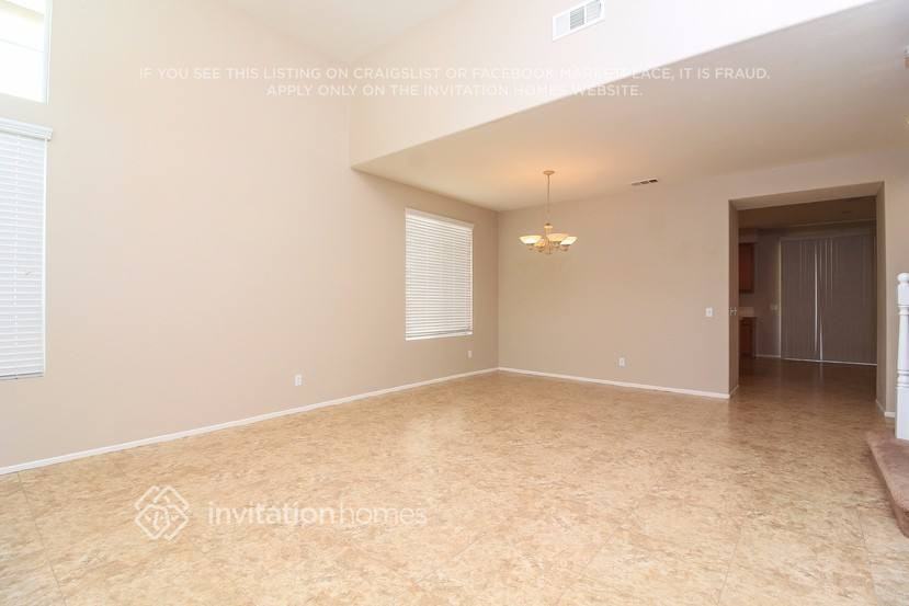 25820 Boulder Rock Place - Photo 4 of 26
