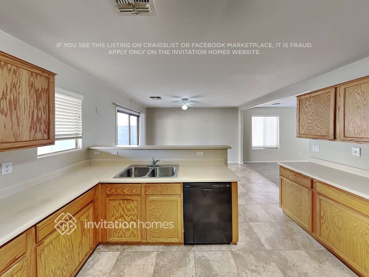 2420 East Meadow Mist Lane - Photo 7 of 20