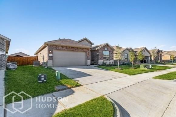 2436 West Ranch Lane - Photo 4 of 34