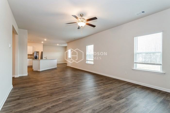 816 Athens Lane - Photo 7 of 24