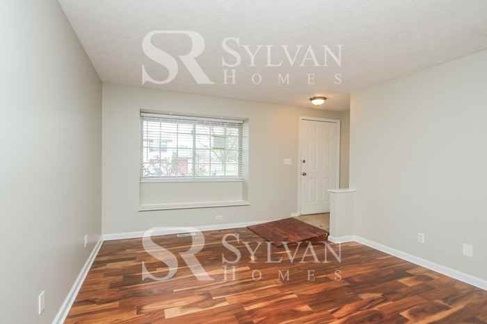 2 Country Wood Ln - Photo 4 of 15