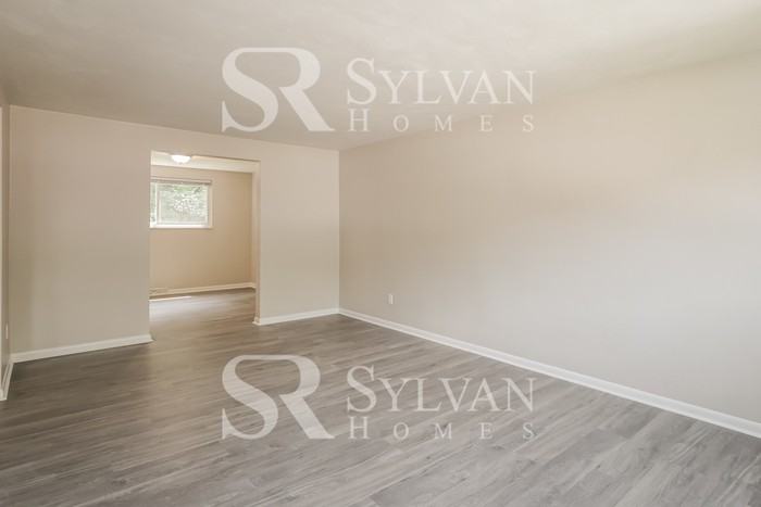 428 Springdale Drive - Photo 3 of 15