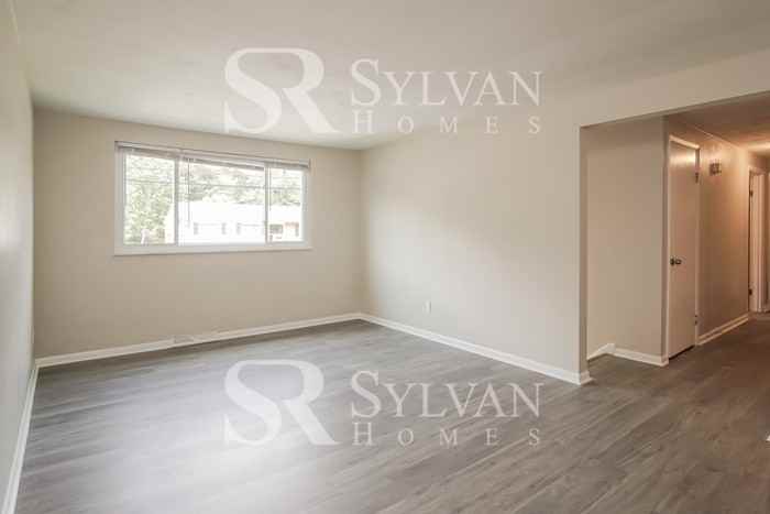 428 Springdale Drive - Photo 4 of 15