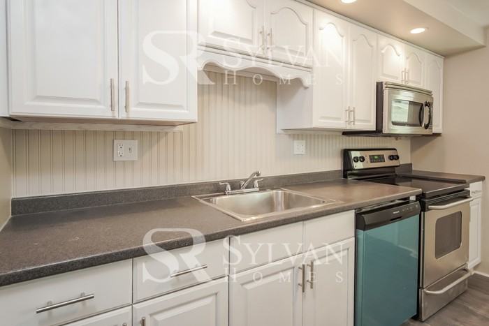 428 Springdale Drive - Photo 6 of 15