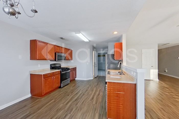 261 Alexander Pointe Drive - Photo 7 of 21