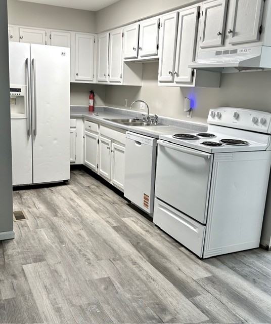 2308 E Vermont Ave #1 - Photo 4 of 20