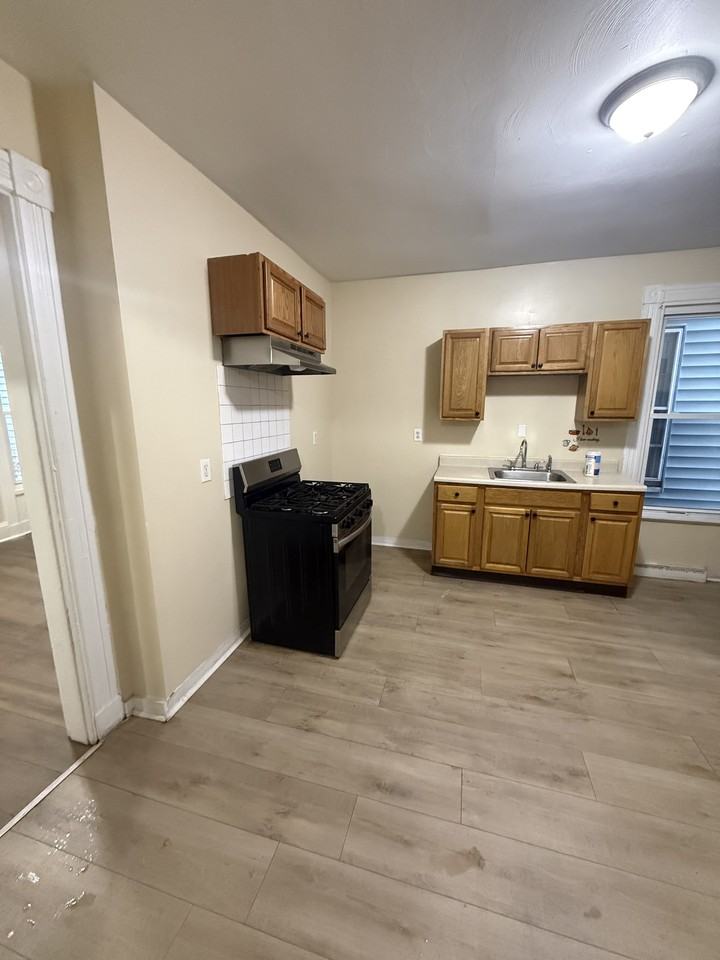 115 Lloyd Street #1 - Photo 2 of 8