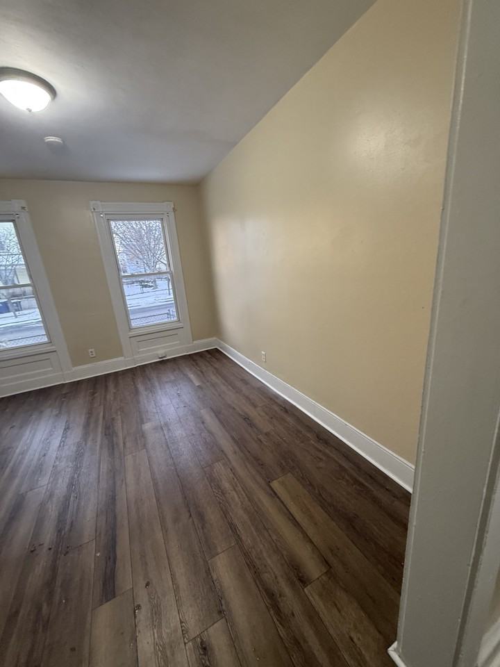 115 Lloyd Street #1 - Photo 3 of 8