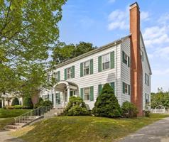 featured image of 32 Franklin Street #1