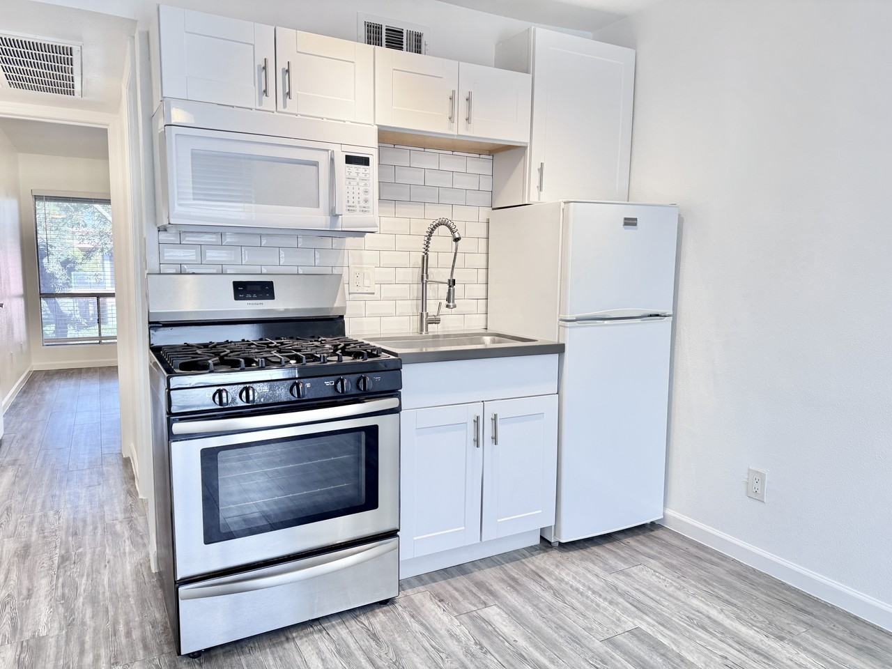 137 East Coronado Road #29B - Photo 2 of 21