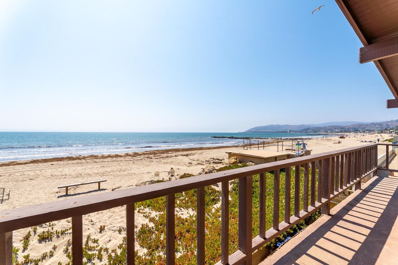 1364 Weymouth Lane #NA - Photo 4 of 41