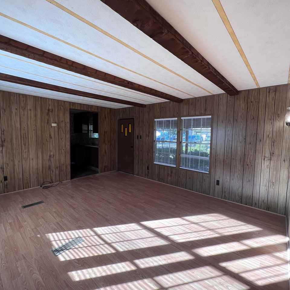 282 Pete Martin Drive #NA - Photo 5 of 27