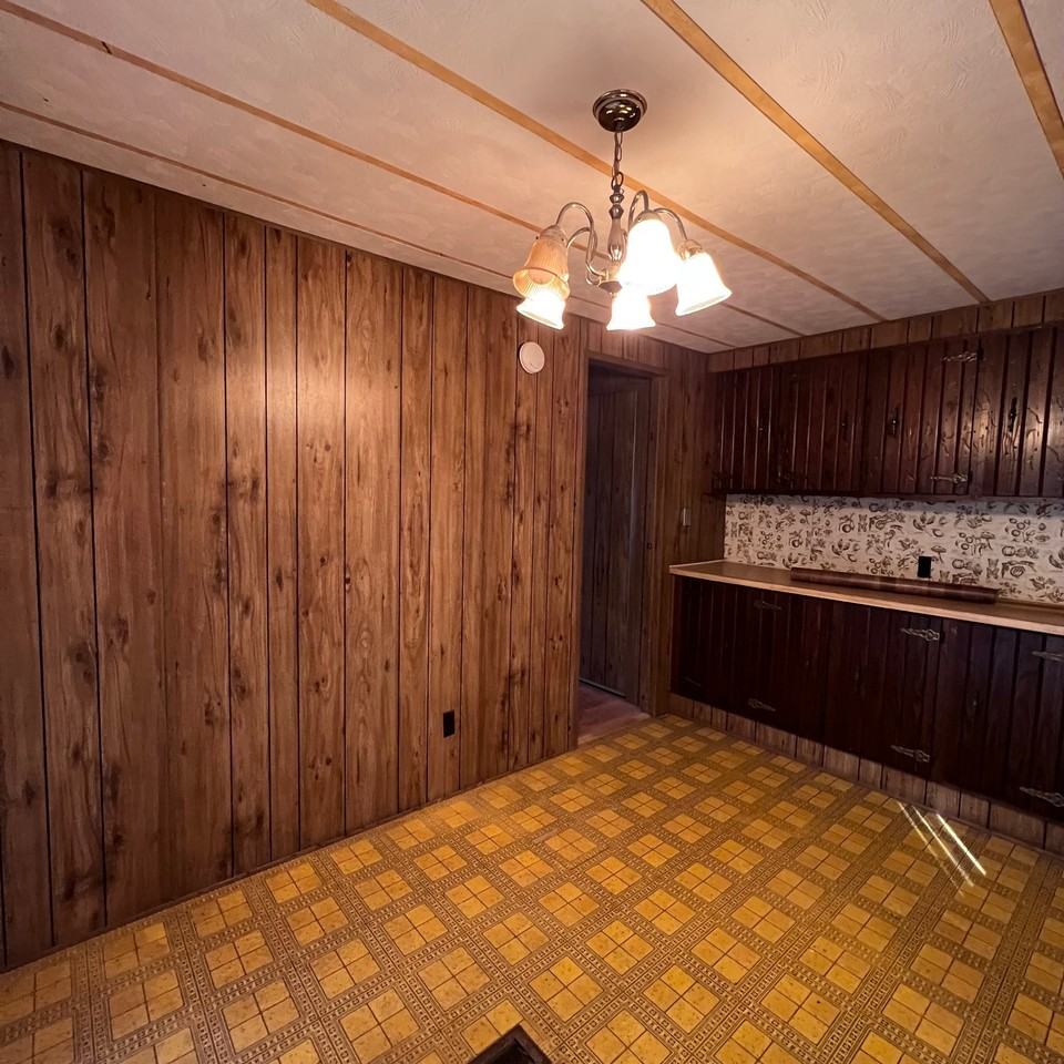 282 Pete Martin Drive #NA - Photo 7 of 27