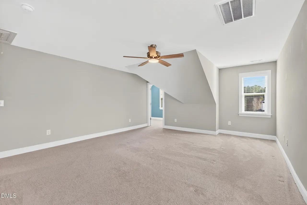 90 Eagle Chase Dr #NA - Photo 6 of 19