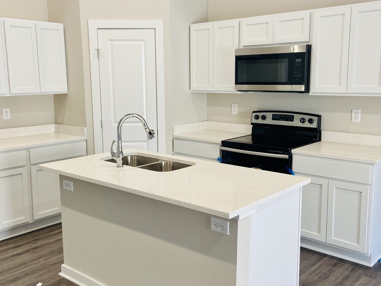 3239 Cedar Downs Street #NA - Photo 3 of 17