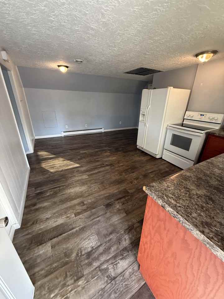 118 South Crysler Avenue - Photo 3 of 11