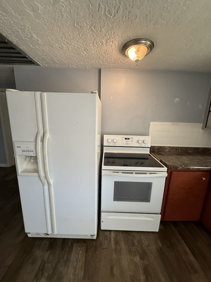 118 South Crysler Avenue - Photo 4 of 11